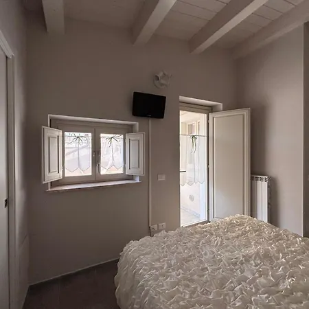 Domus D Appari Apartment *