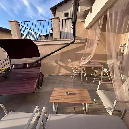 Apartment Domus D Appari