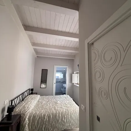 Domus D Appari Apartment *